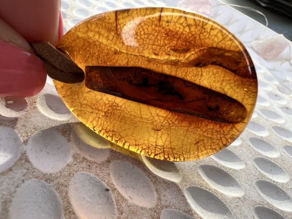 Amber pendant big size 3