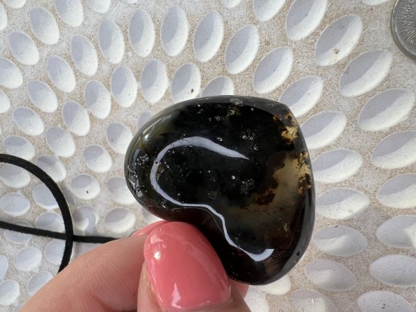 Amber pendant big heart 2