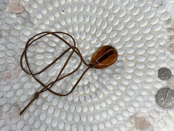 Amber pendant big size 3