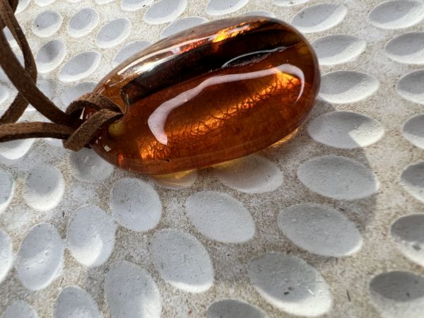 Amber pendant big size 3