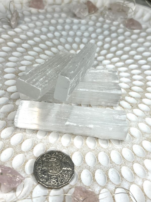 Селенітова паличка з Марокко, 10 см